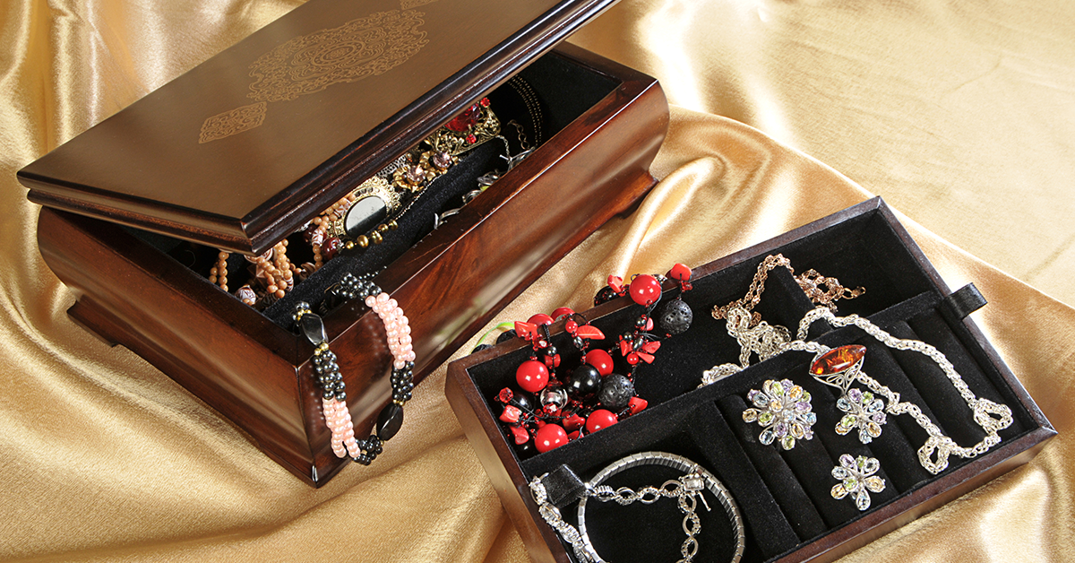 Beautiful-wooden-jewellery-box
