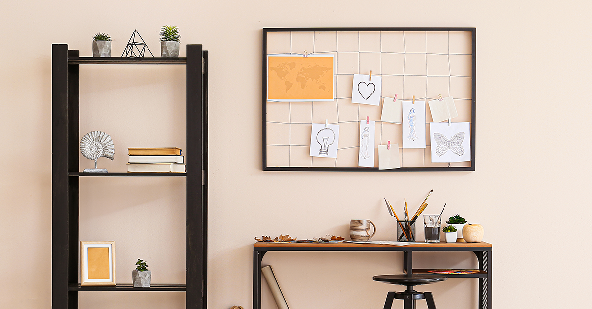 Beige-white-walls-in-a-room