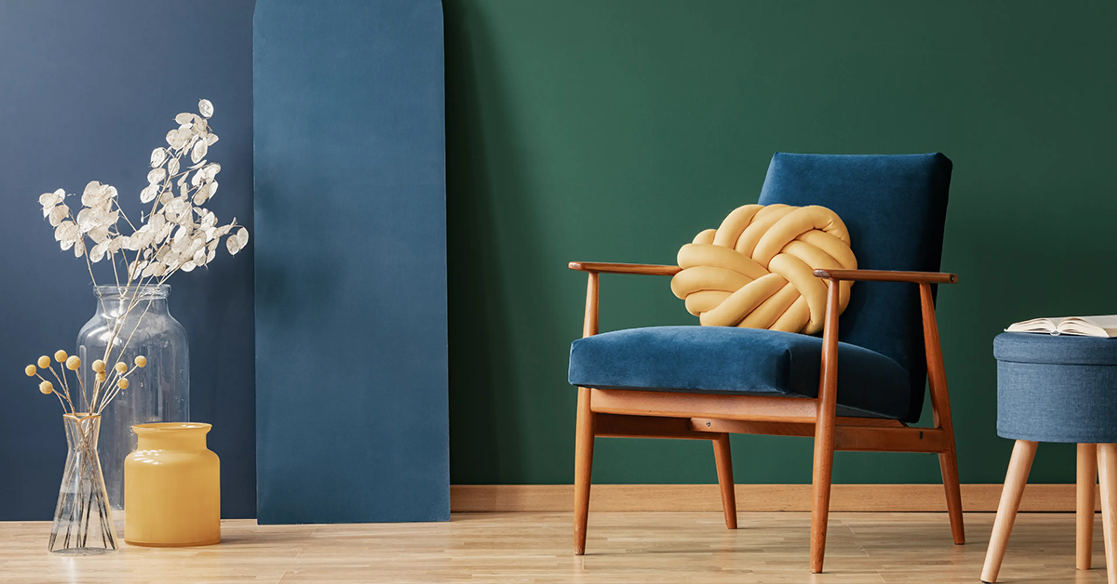 Blue-and-green-living-room
