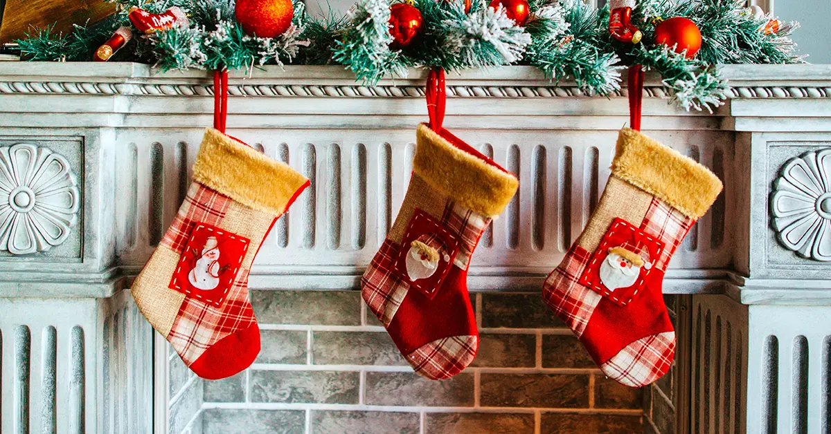 15 tips to make your Christmas interior design on-trend