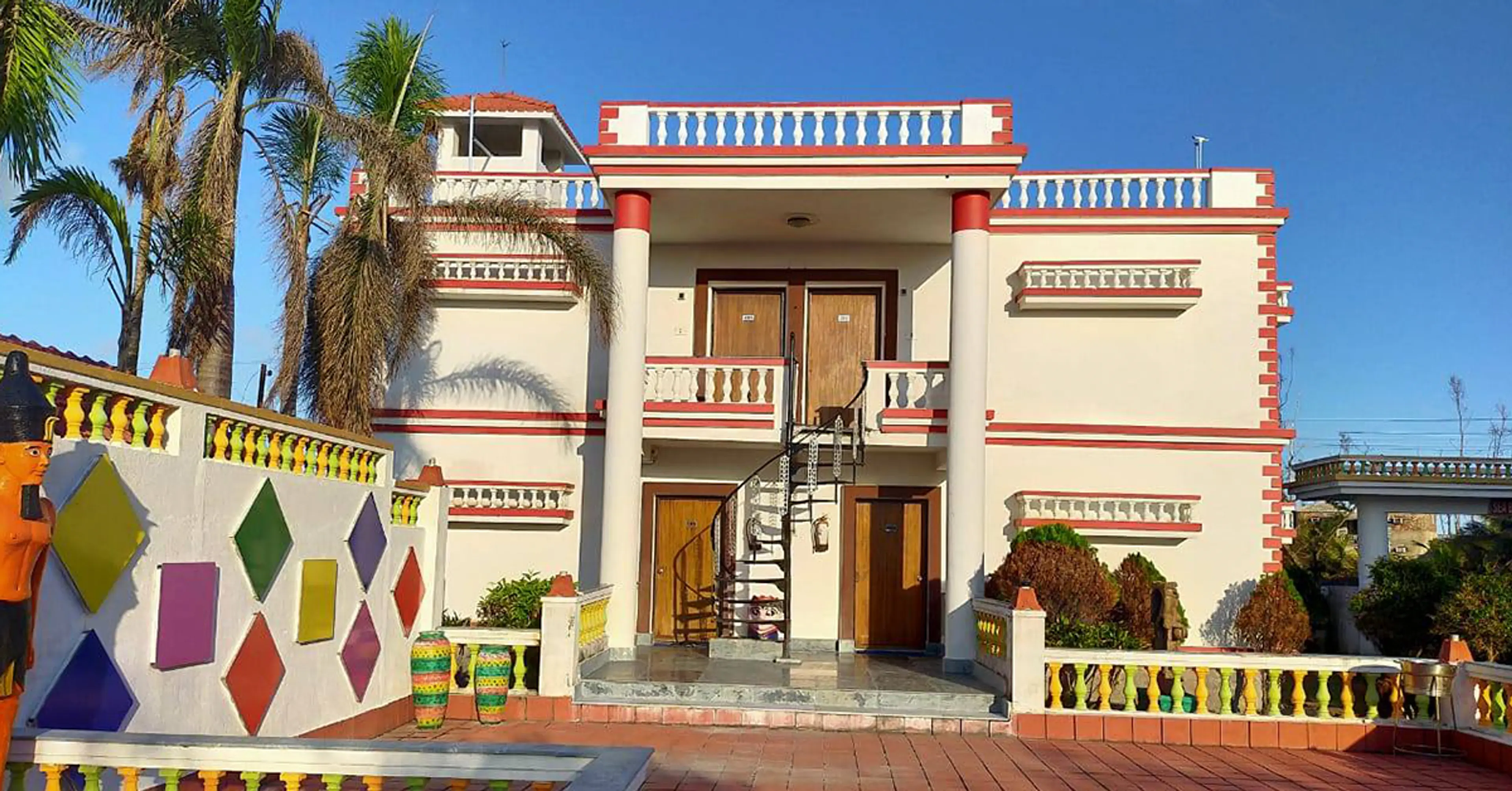 Colourful-Bari-Kothi