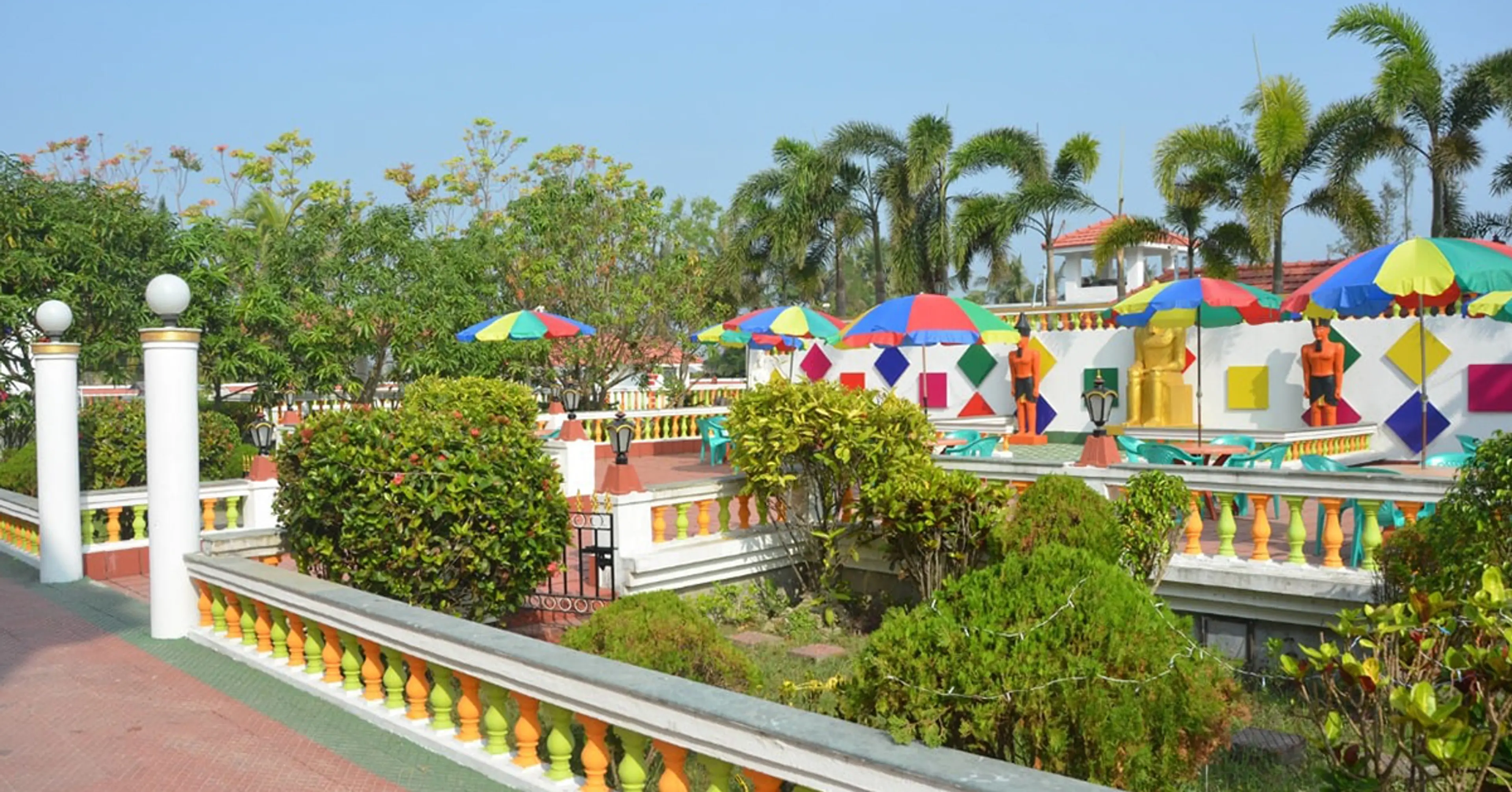 Colourful-structure-of-Bari-Kothi