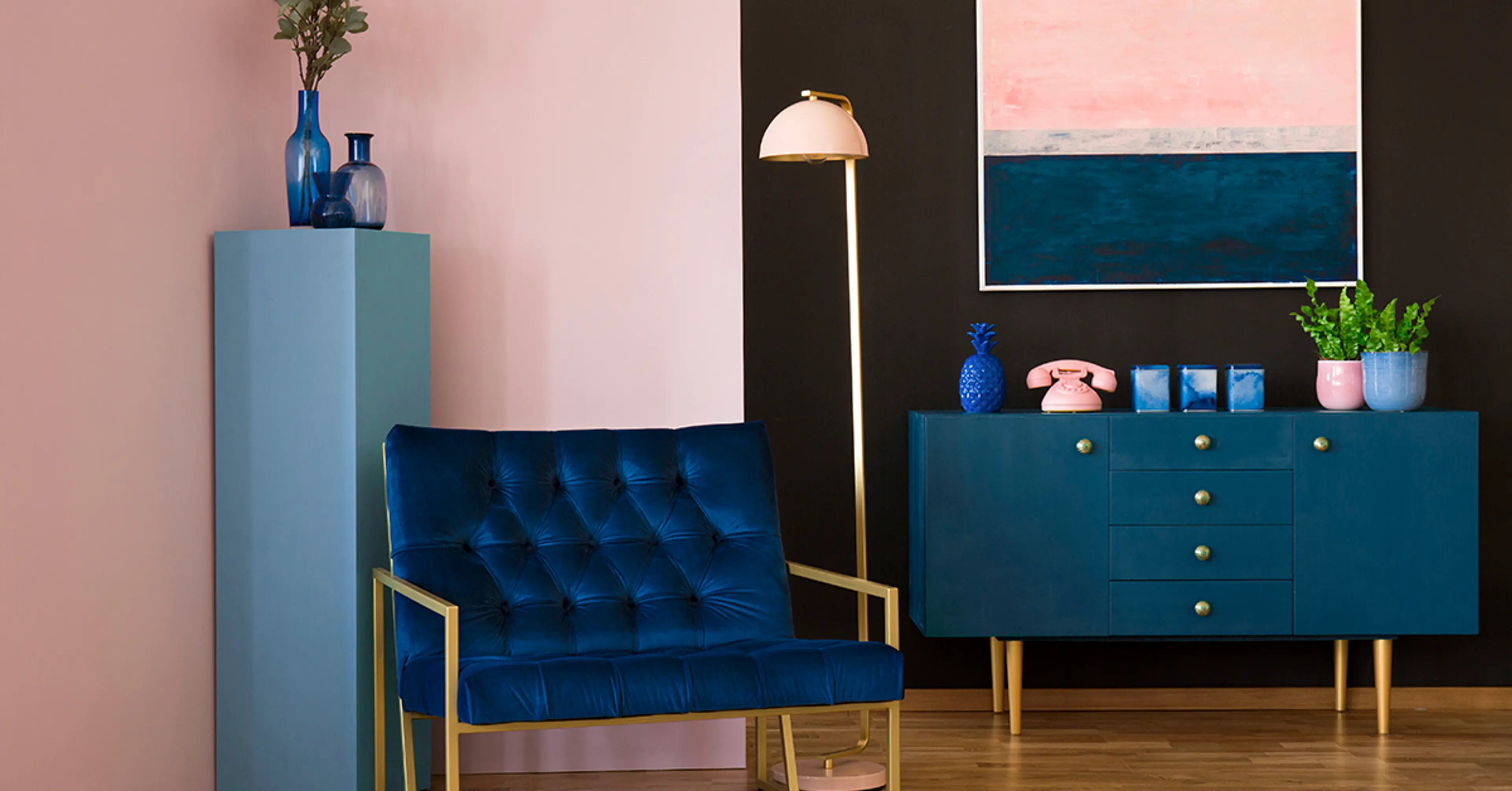 Complementary-colours-in-room