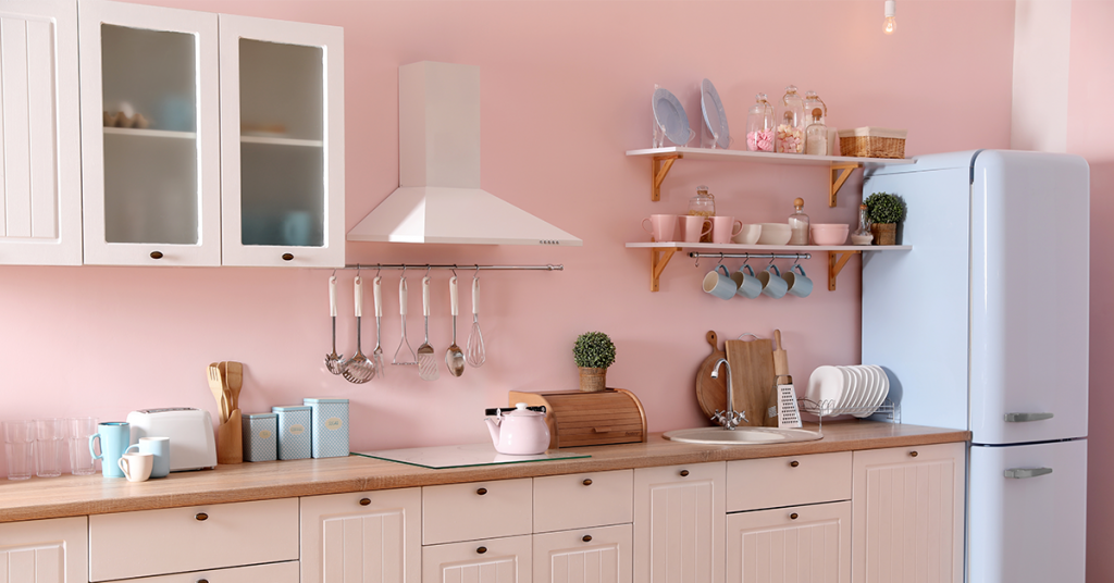 Cream-cabinets-with-powder-pink-walls-1024x536