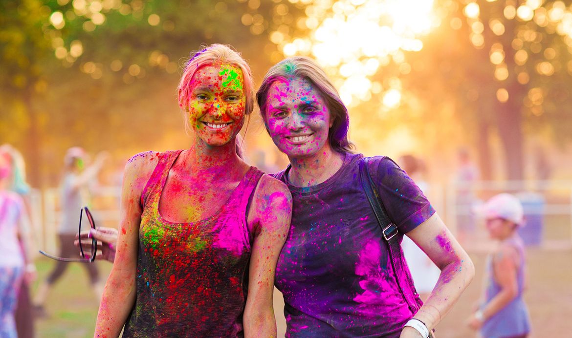 Delhi-Dynamic-Street-Holi