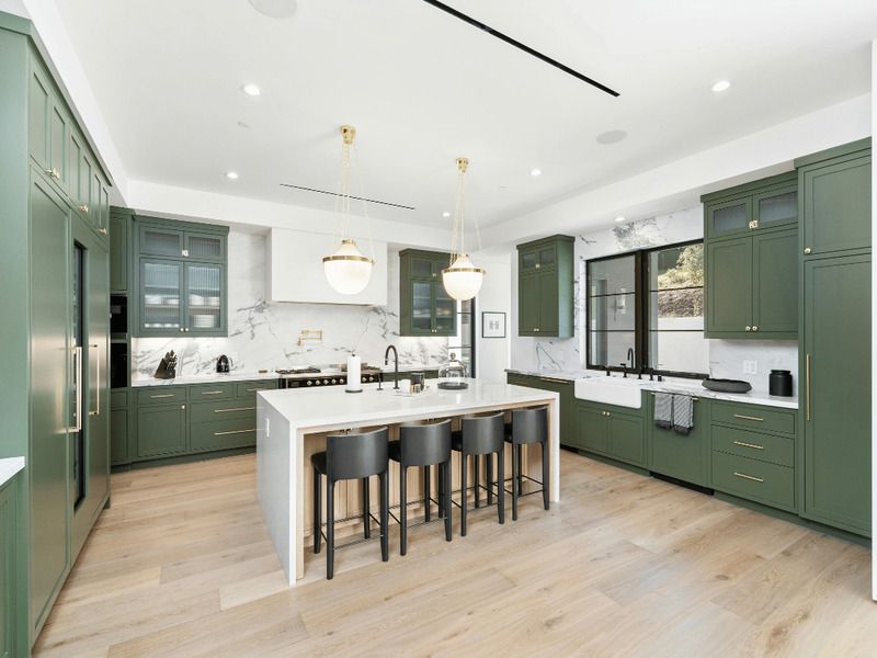 Green cabinet