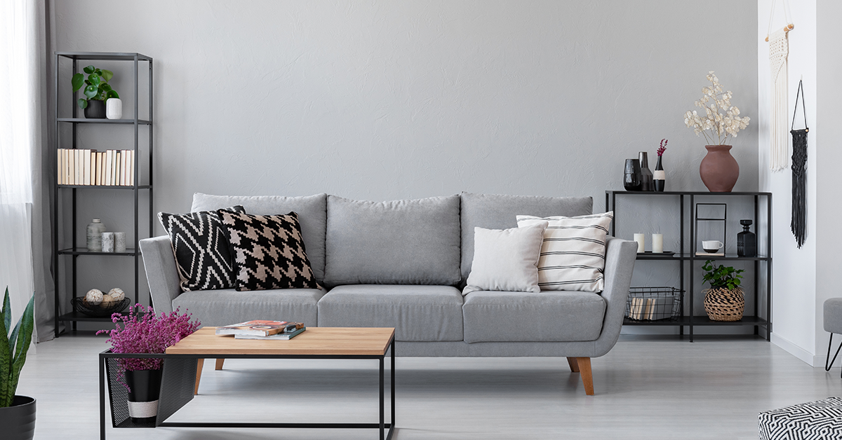 Grey-white-walls-in-a-room