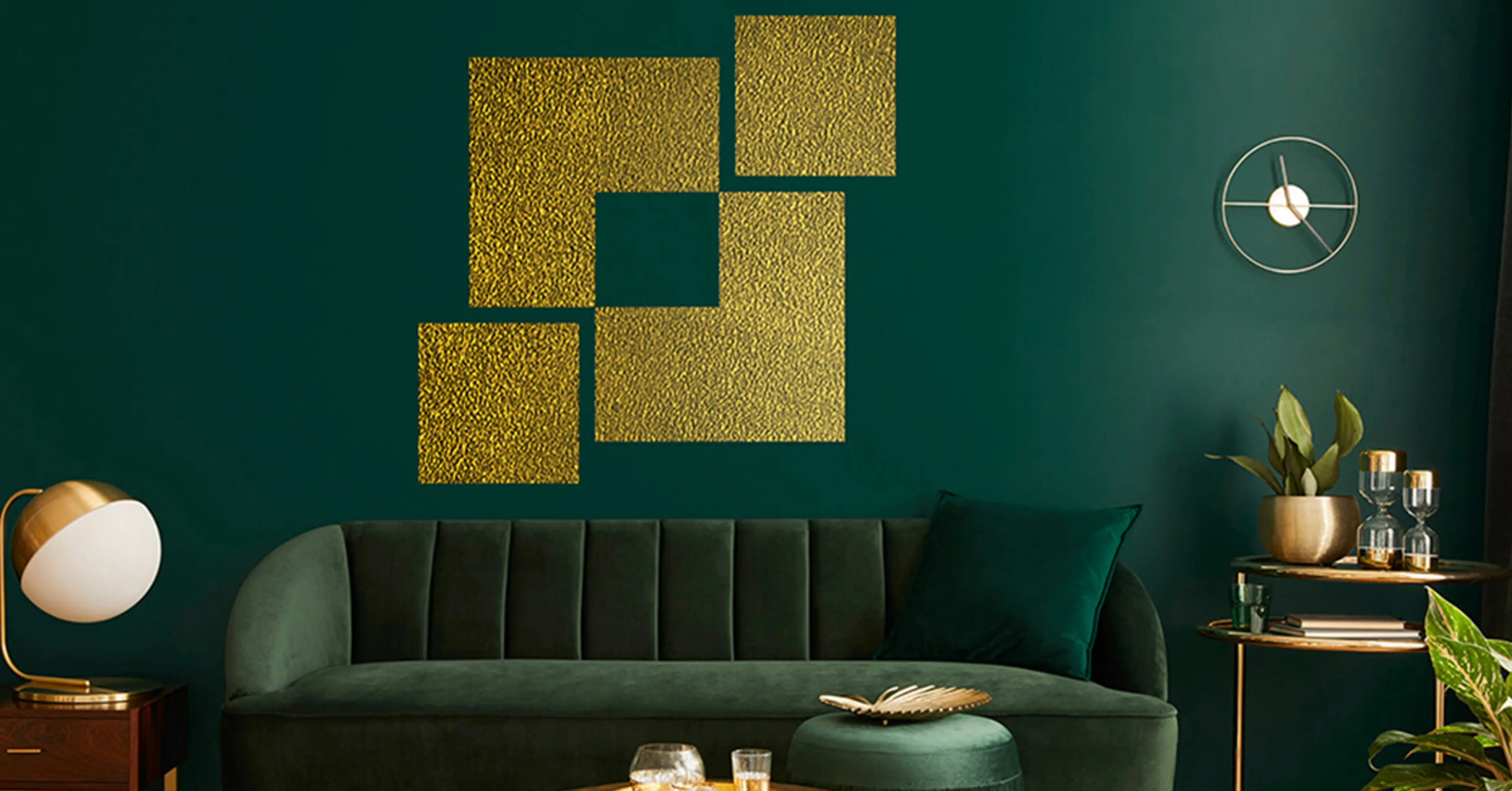 Hunter-green-and-gold-walls