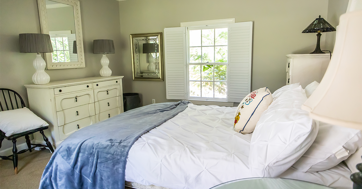 Mint-green-wall-colour