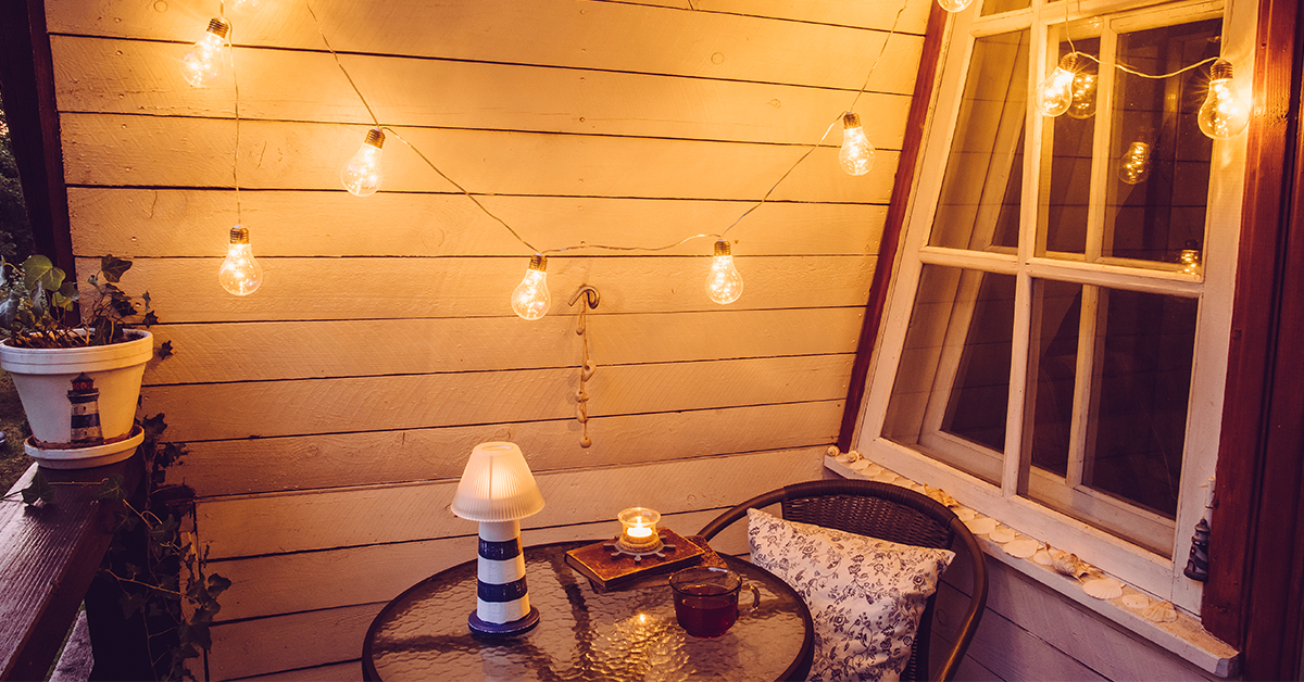 String-light-for-the-balcony-space