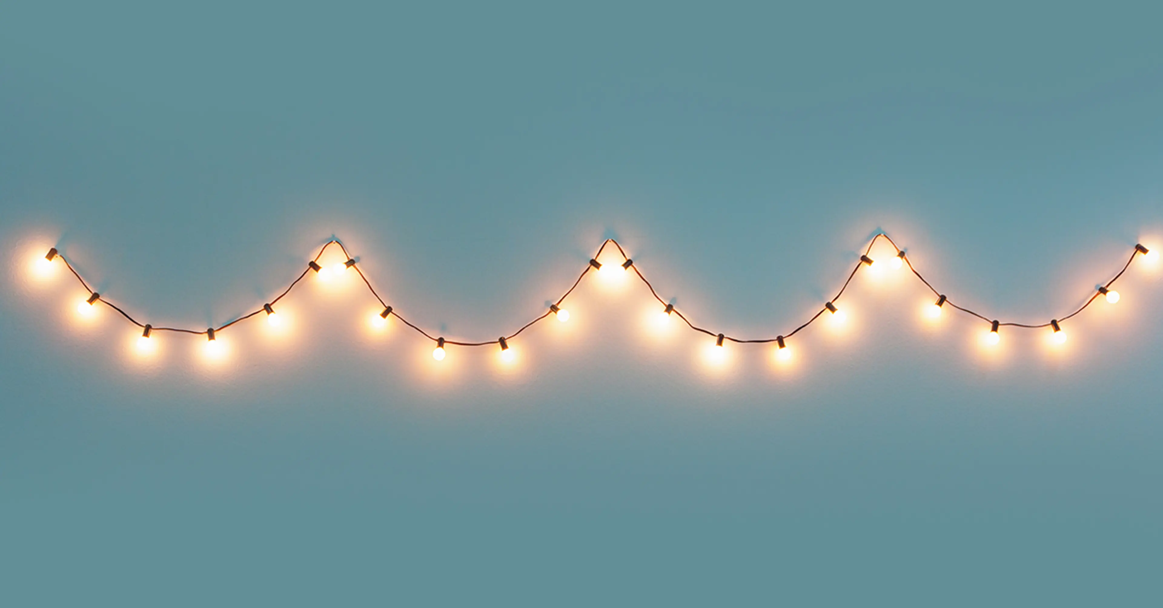 String-lights-for-the-walls