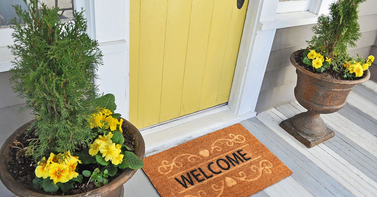 Use-doormats-and-area-rugs