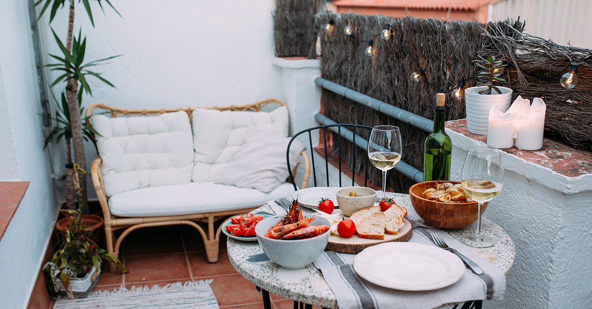 Valentines-Day-beautiful-balcony