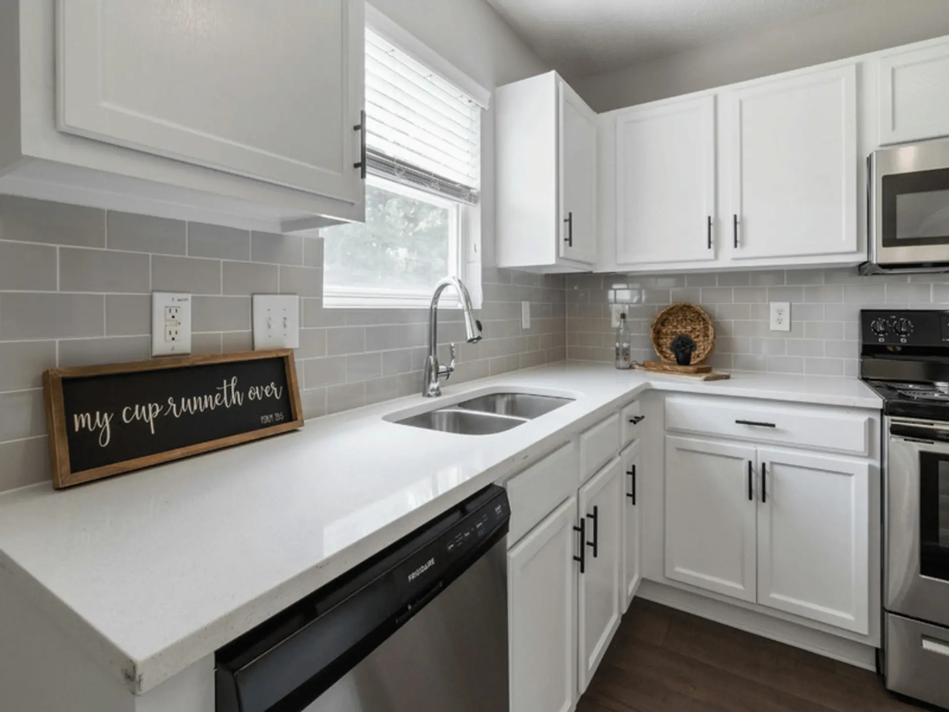 White cabinet