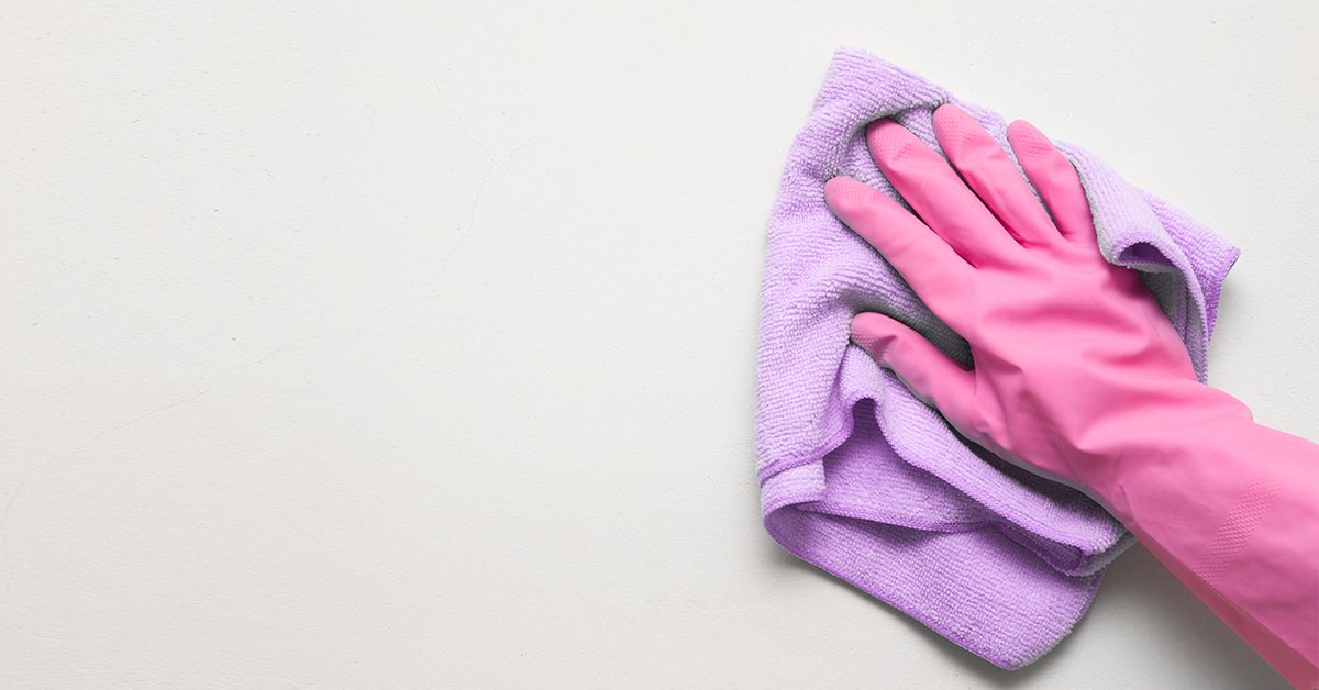 easy-to-clean-the-walls