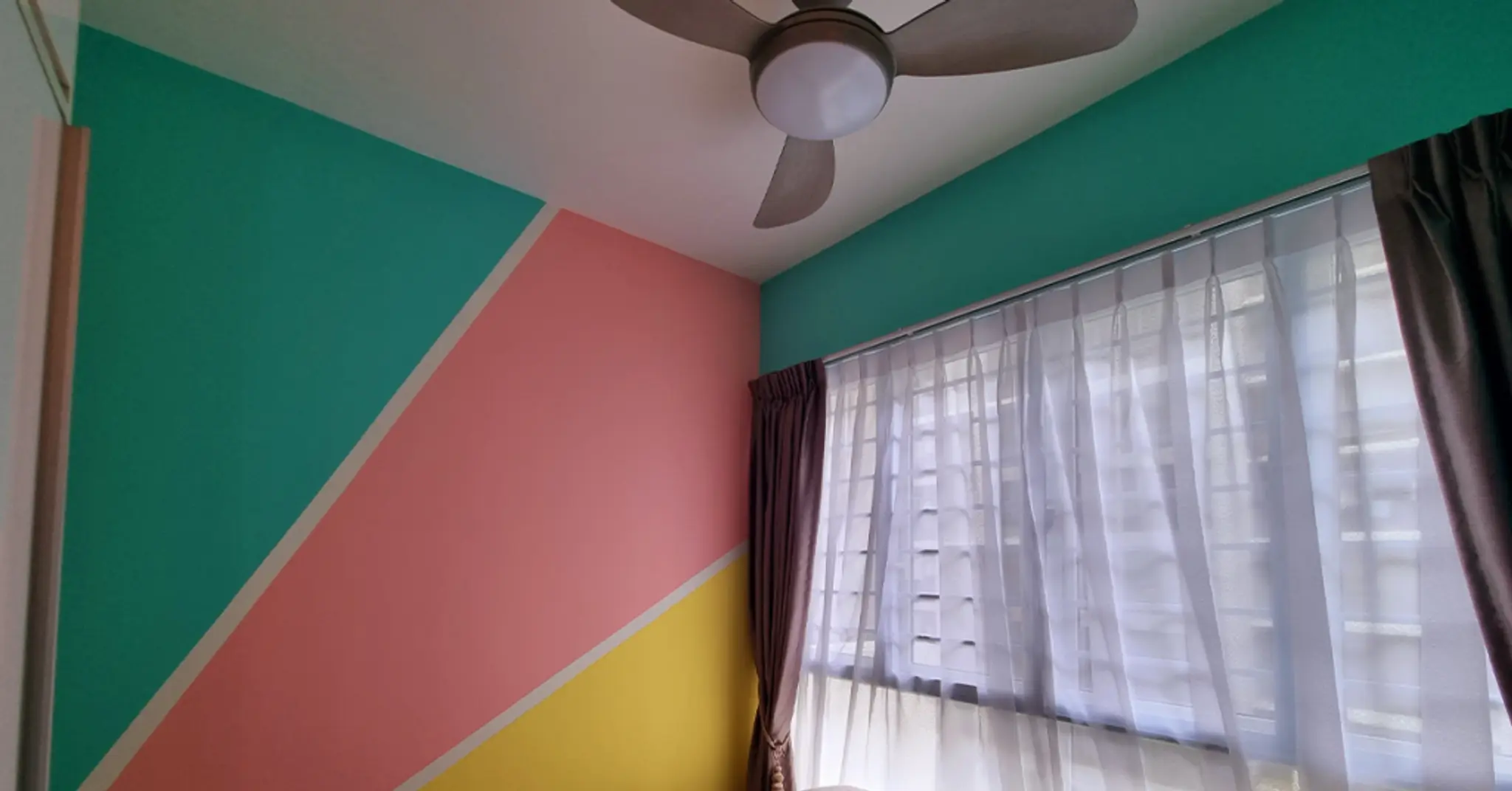 play-with-colours-on-the-walls-1024x536