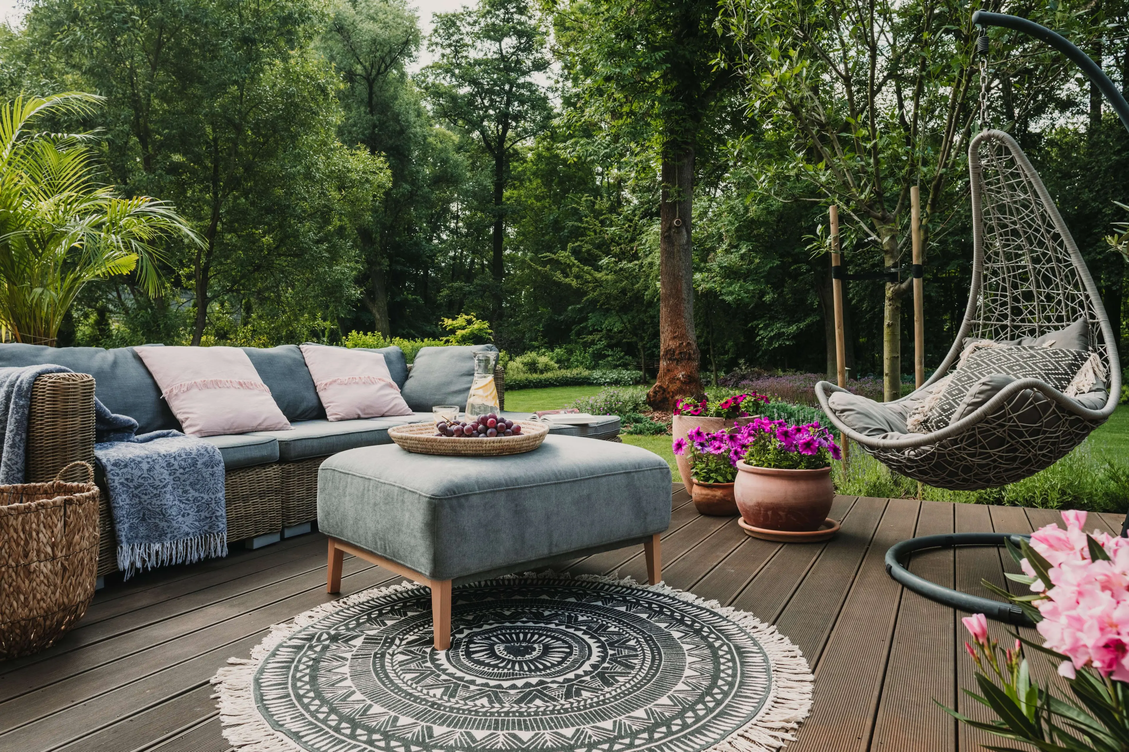 outdoor-furniture