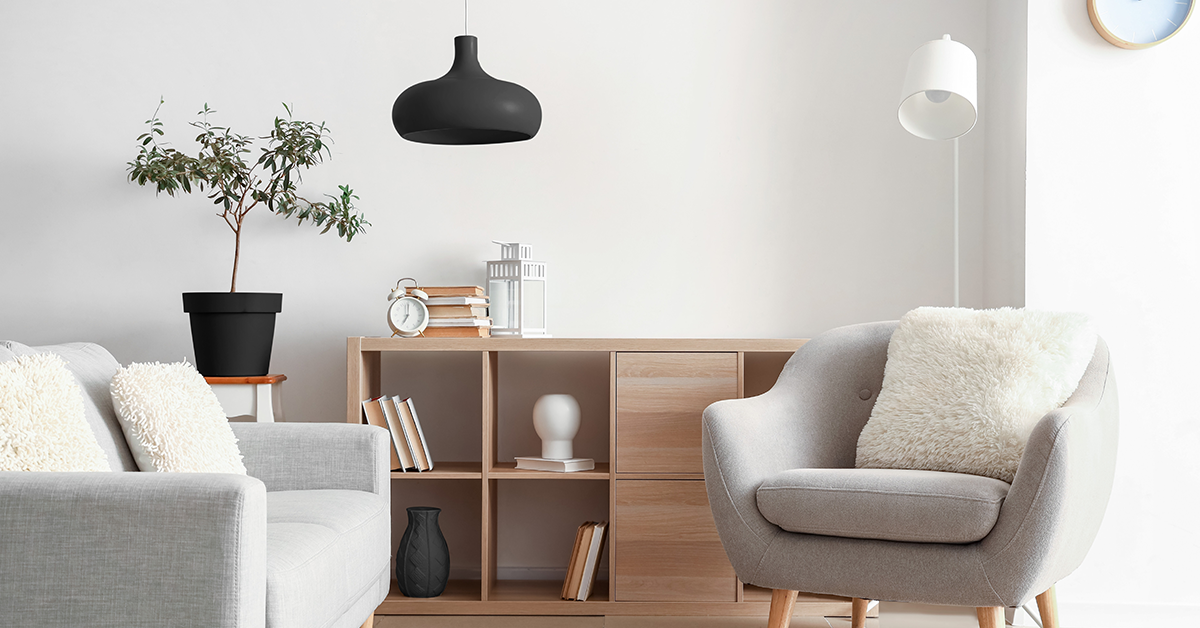 white-walls-for-winter-home